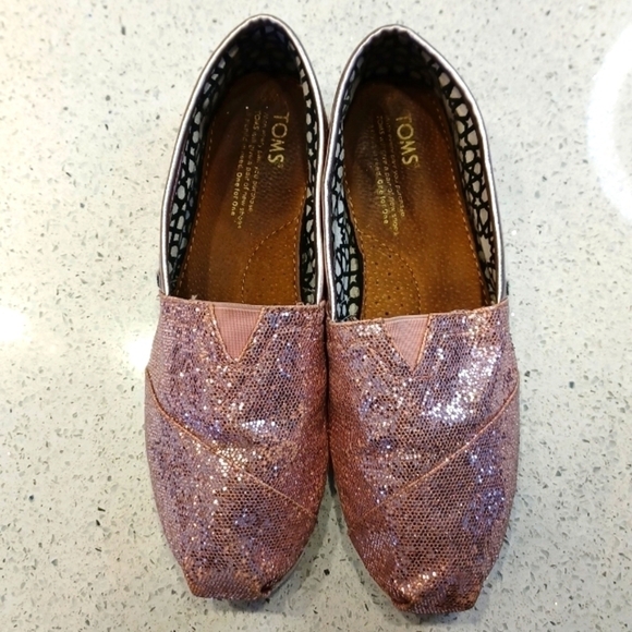 Tom's Sparkly Pink Loafer - Picture 6 of 8